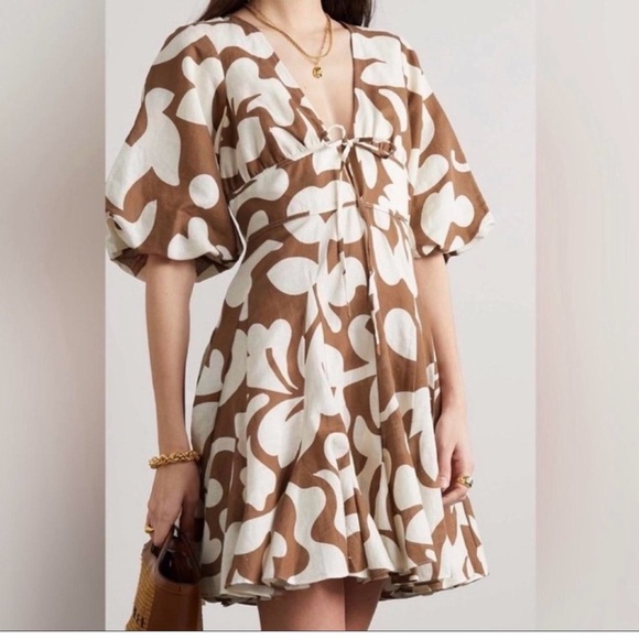 Elegant Brown and White Floral Mini Dress - Picture 7 of 7